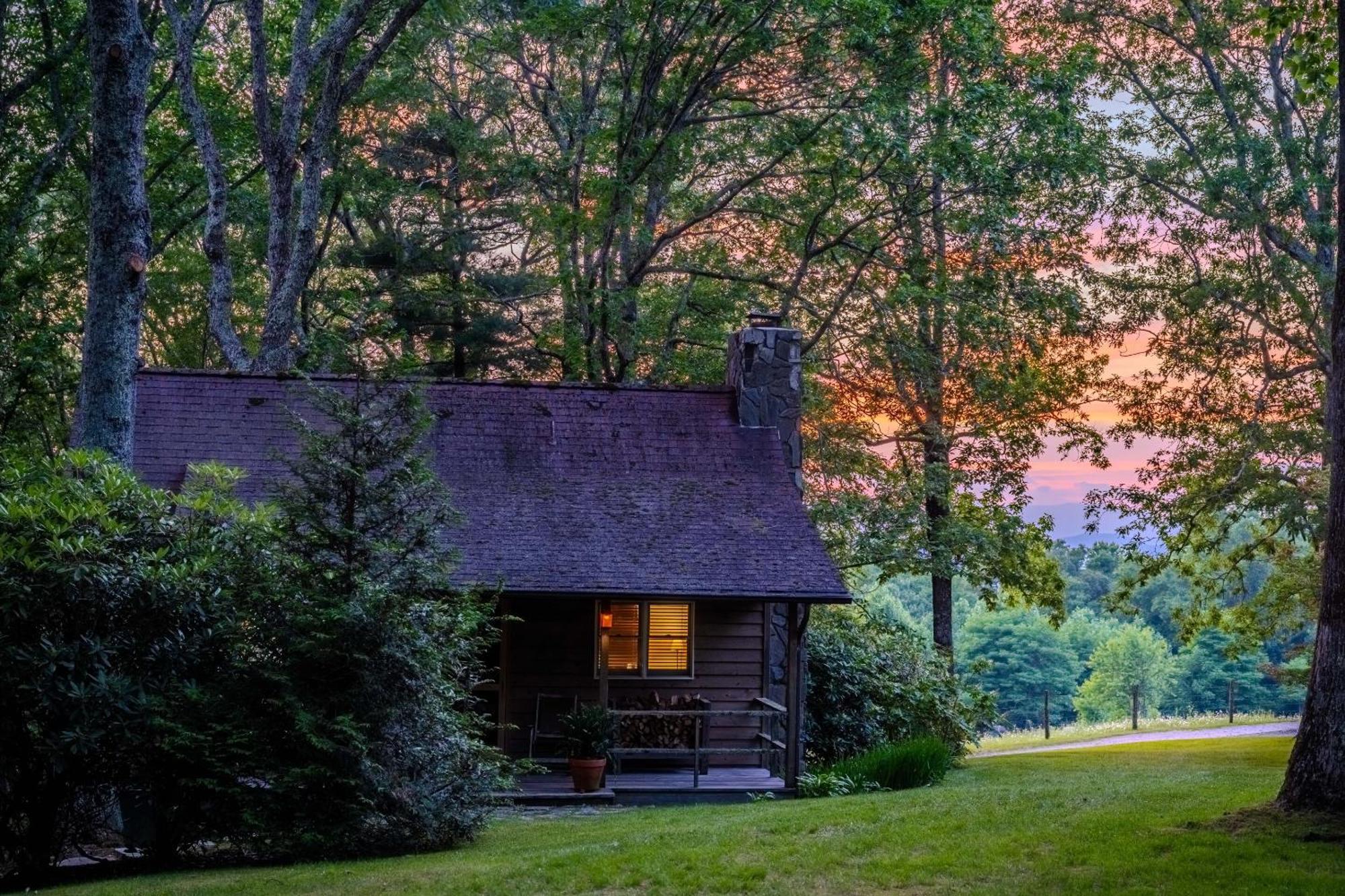Hotel Fire Mountain Highlands Pokoj fotografie