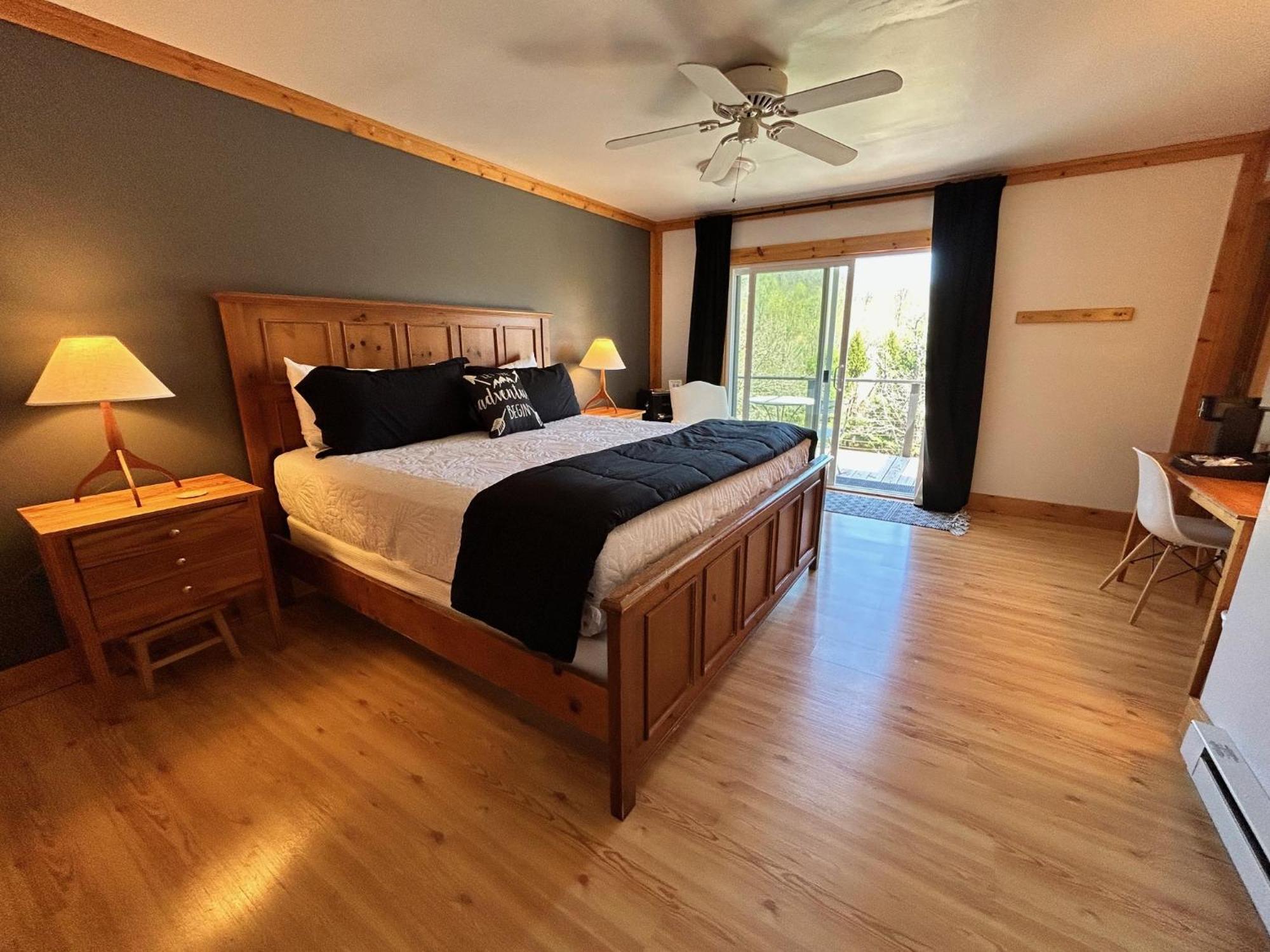 Hotel Fire Mountain Highlands Pokoj fotografie